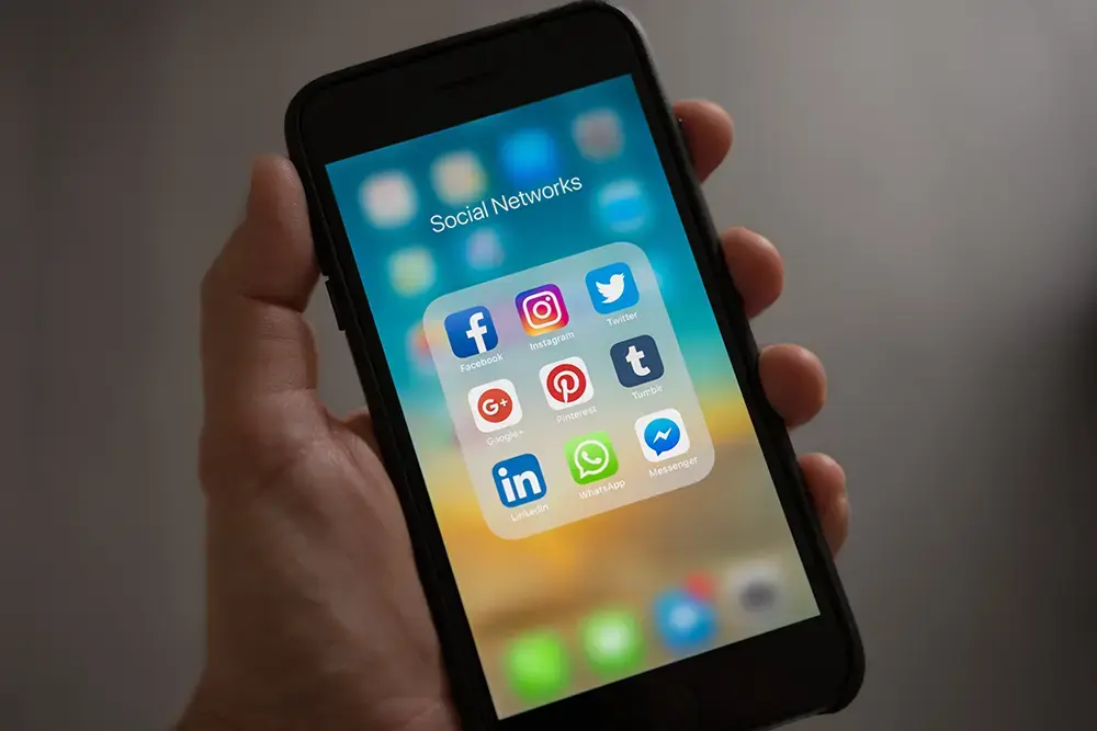 Shows all the social media apps - Facebook, Instagram, Twitter, and more - that are important to businesses.